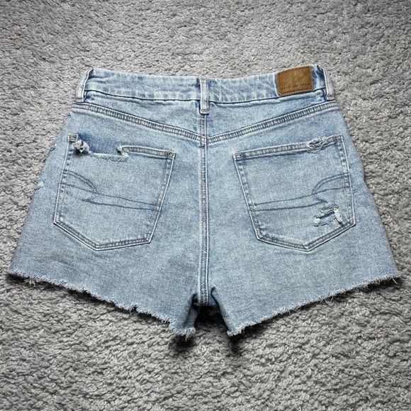 American Eagle Shorts Womens 8 Curvy Mom High Rise Strigid Stretch Light Raw Hem - Picture 6 of 6